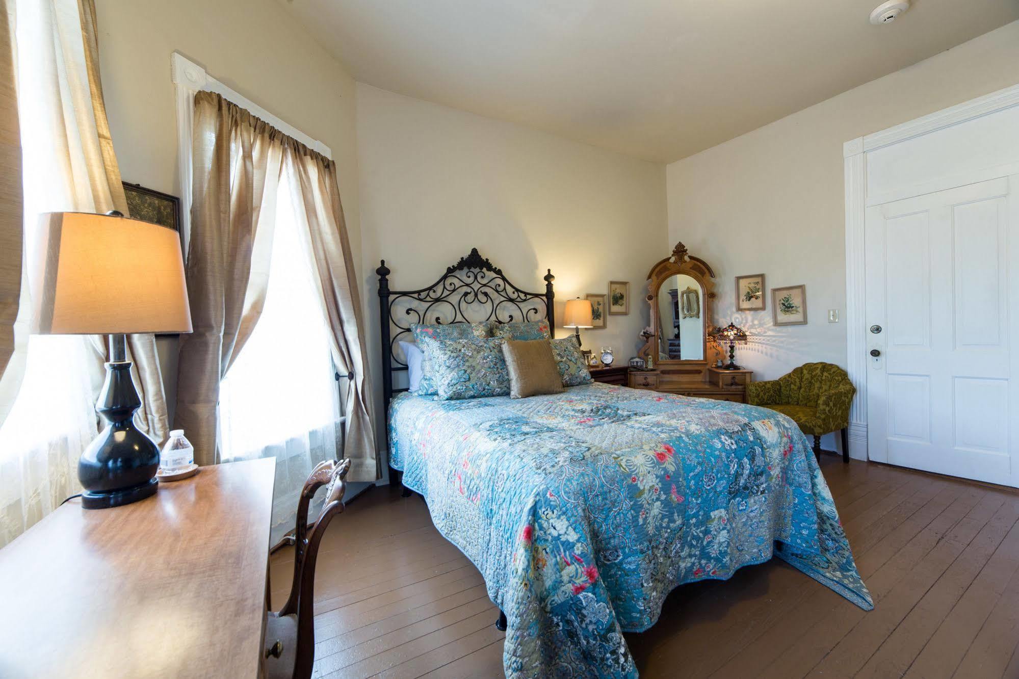 Grand Victorian Inn (Adults Only) Park City Bagian luar foto