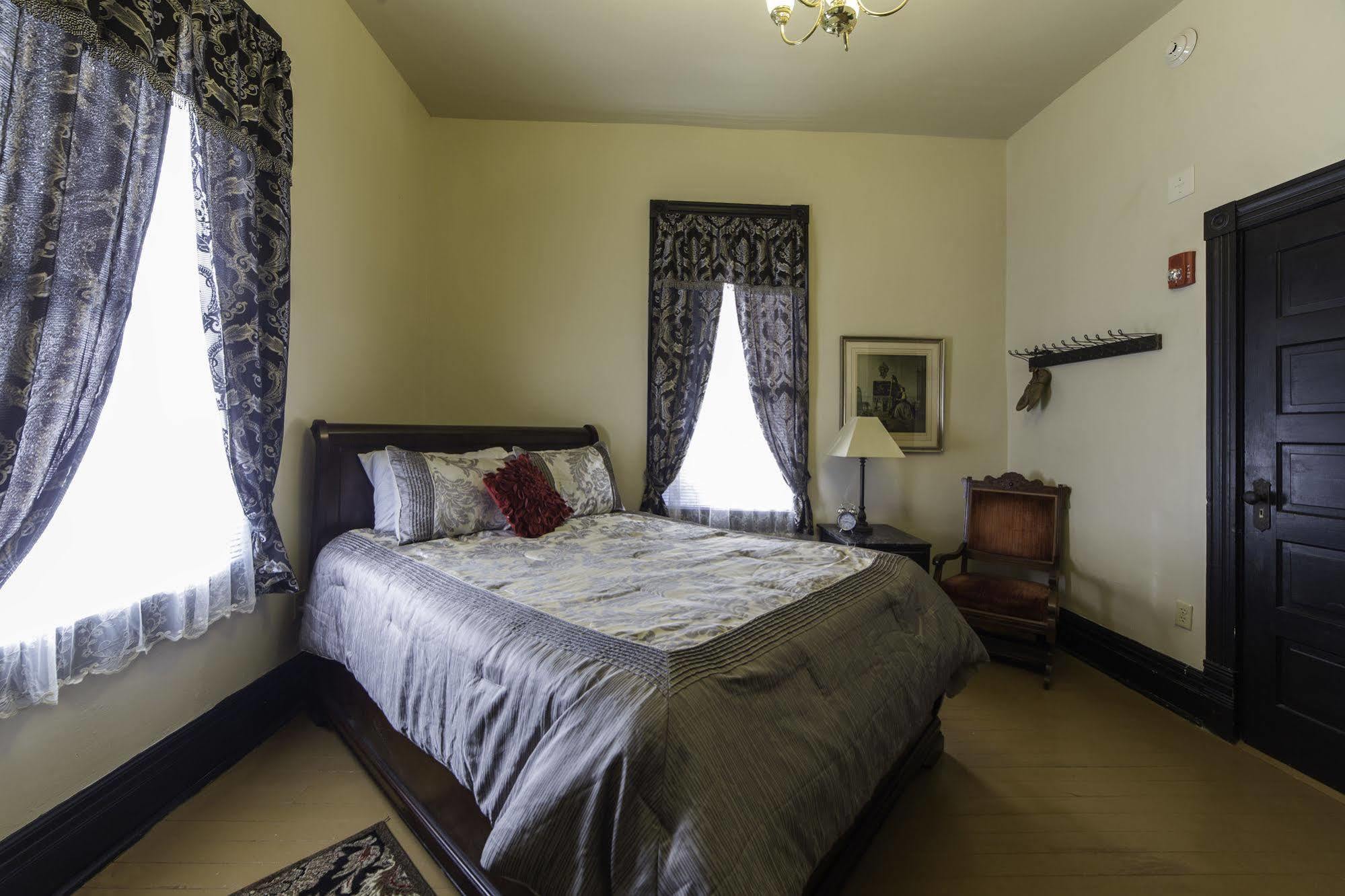 Grand Victorian Inn (Adults Only) Park City Bagian luar foto